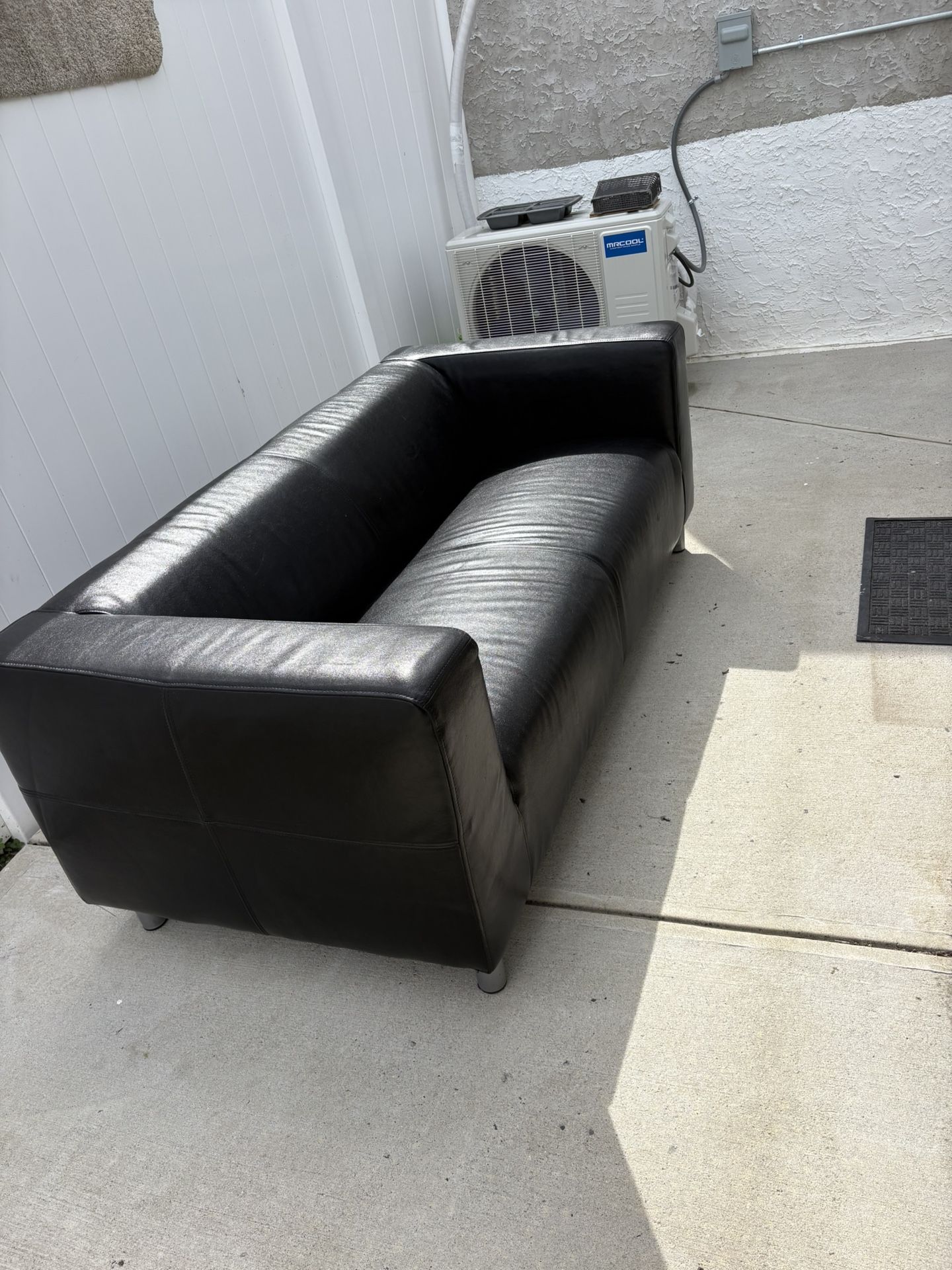 Faux leather Love Seat