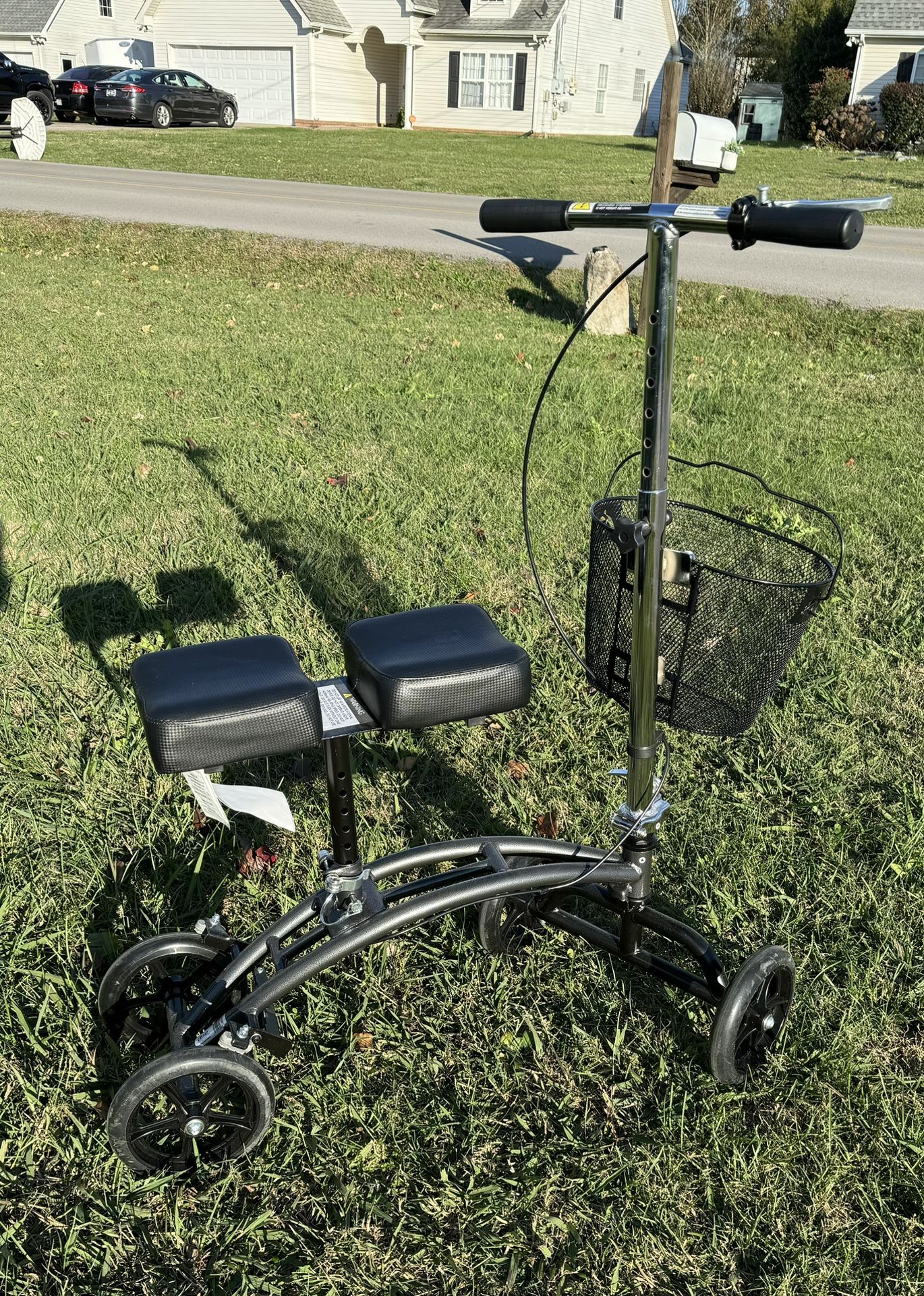 Drive Medical Dual Pad Steerable Knee Walker with Basket.