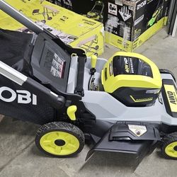 Ryobi 40V AWD Self-Propelled Lawnmower