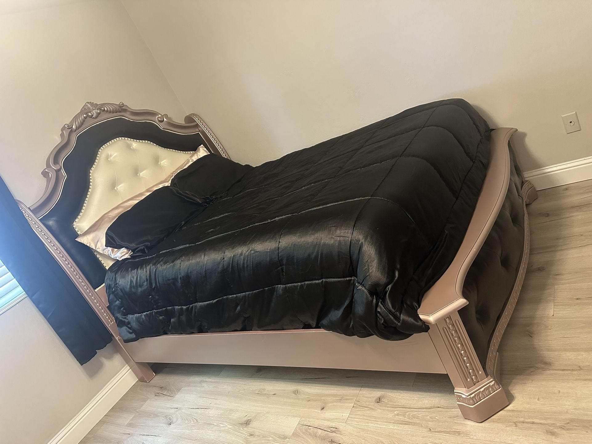 Bedroom Set
