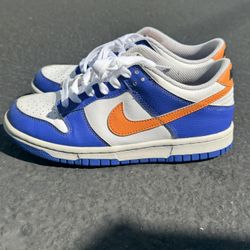 Size 5Y - Nike Dunk Low Knicks