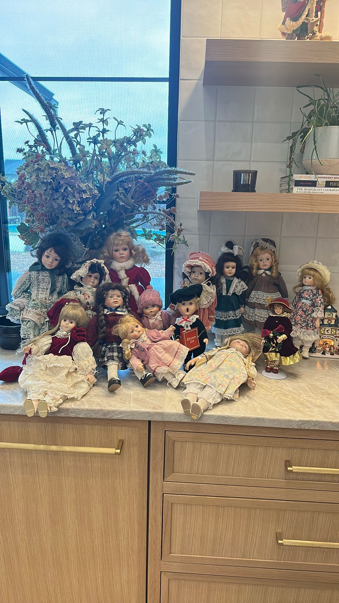Vintage Dolls Collection