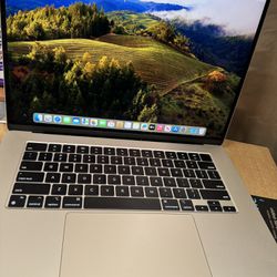 2023 MacBook Air M2 15 Inch 8GB