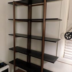 Free Bookshelves