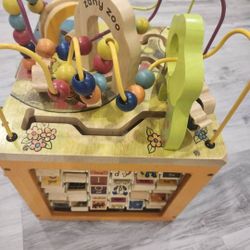 Zany Zoo Activity Cube