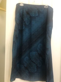 A XLarge skirt green aqua