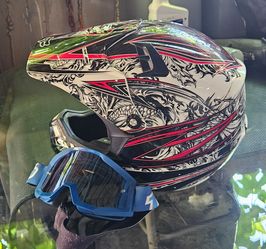 Fox Motorcycle Helmet $25