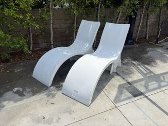 Ledge Lounger