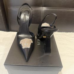 Versace La Medusa Satin Slingback Pump Black size 38