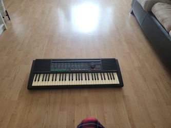 Used Yamaha PSR150 Keyboard Workstation

