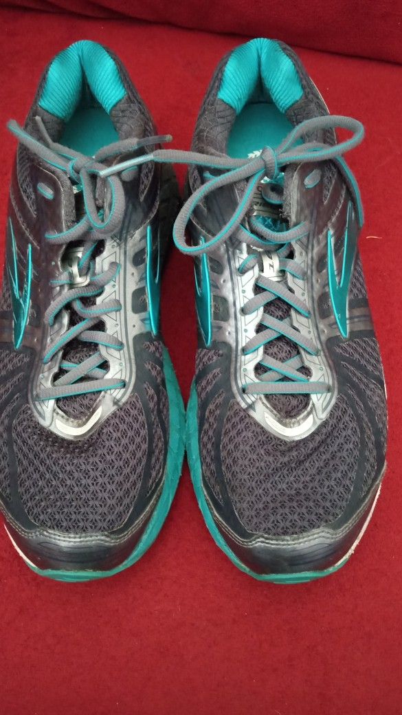 Brooks Ariel 16 Brand Size 12