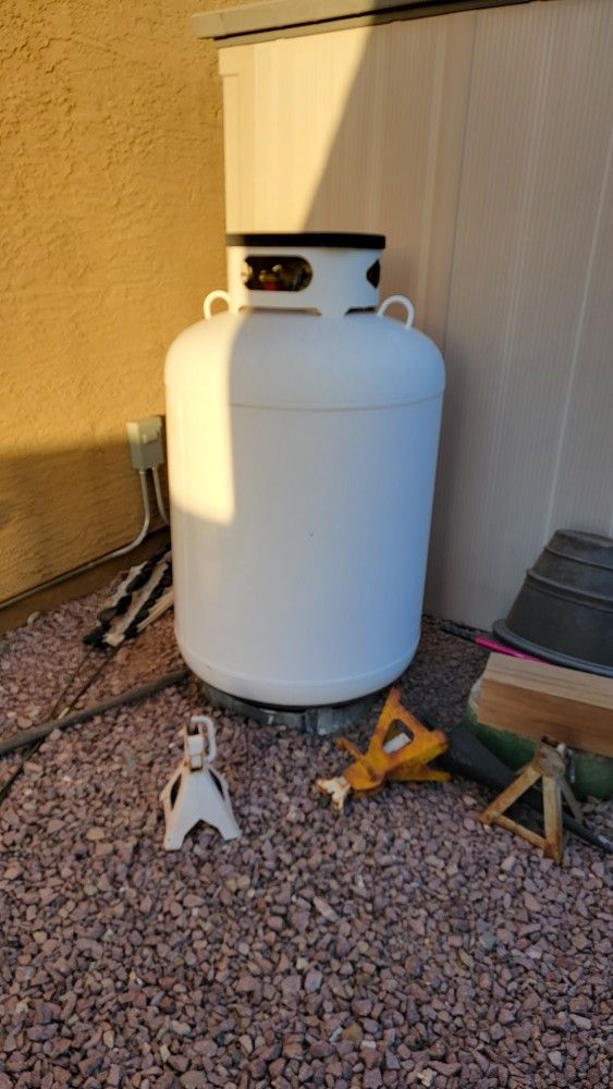 Manchester 120 Gallon Propane Tank