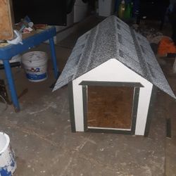 Med. Sized Dog House