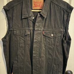 Levi’s Jean Jacket 