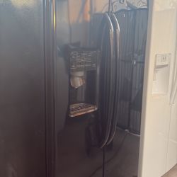 Bonita Refrigerator Enfría Muy Vien Con Garantía 