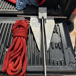 Big Anchor And Rope 