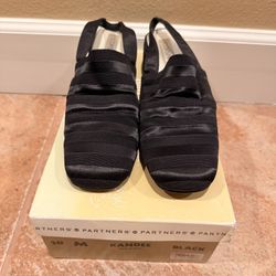 👠 Fancy Black Satin Low Heels Women’s Shoes Size 10