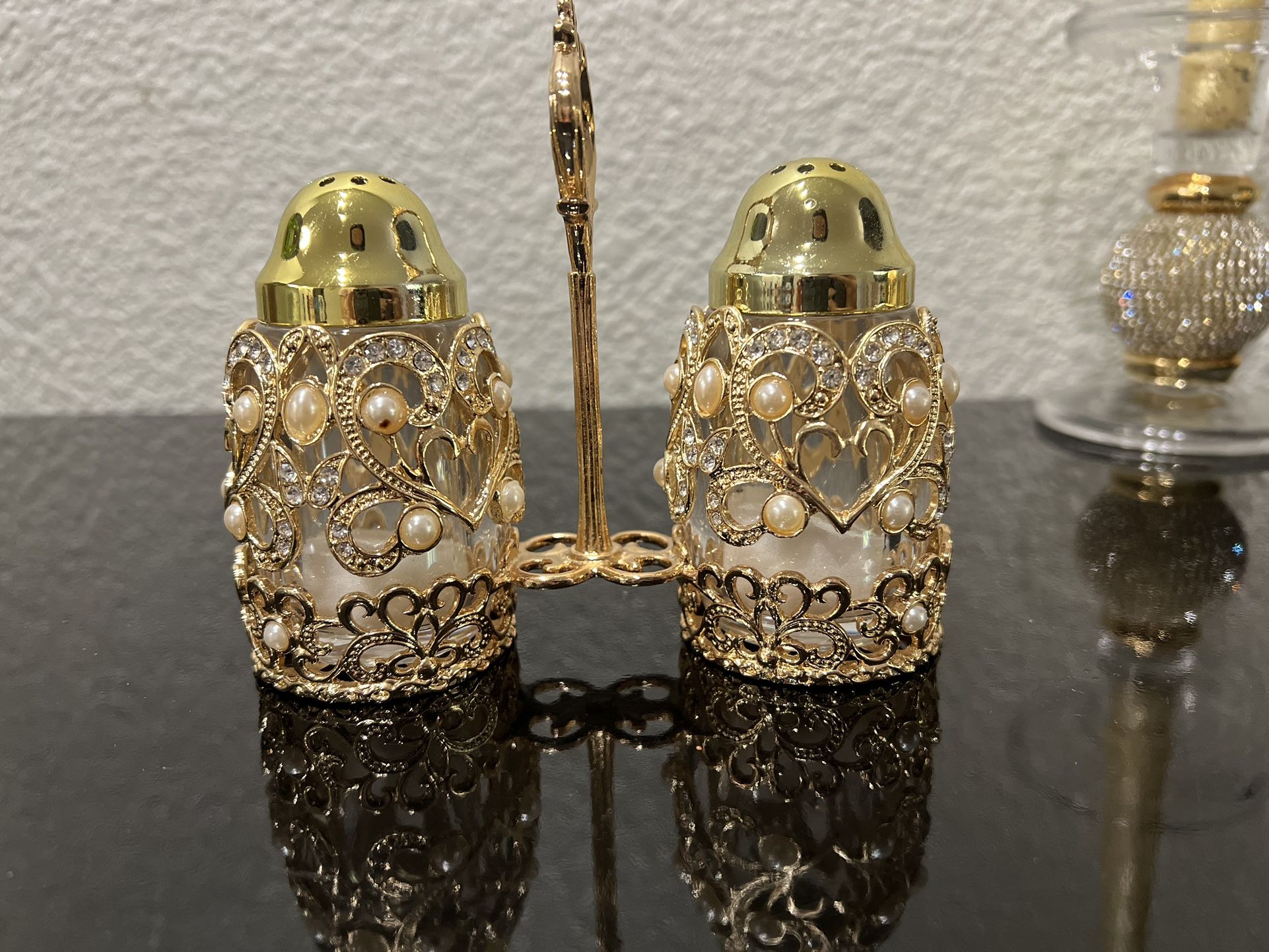 Gold Vintage/Pearl Jewelry Salt & Pepper Shakers With Holder
