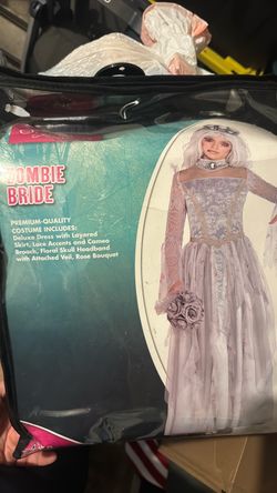 Halloween costume girl