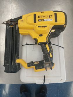 Dewalt 18GA Brad Nailer 20V Brushless