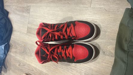 Nike Air Jordan 1 Mid Black/Gym Red Size 7y