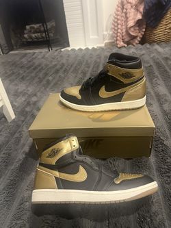 Size 11, Jordan1 black and metallic gold brand new in the original box