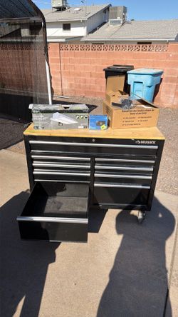 Tool box, ps4 ,door handle, industrial lights, and more