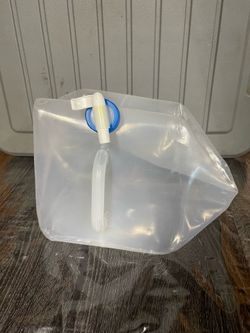Collapsible Water Container
