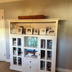 Bookcase 