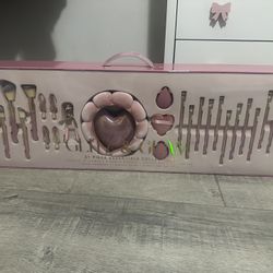 Glitz And Glam Brush Set