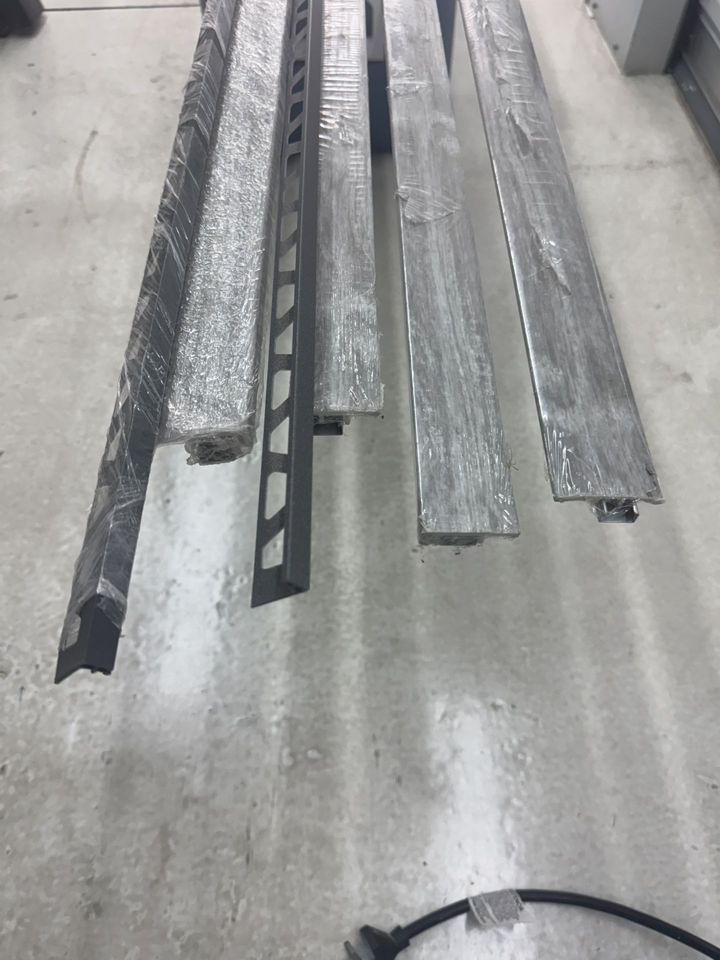 Laminate Floor Moldin And Schluter Trim