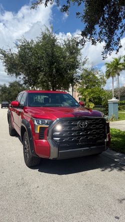 TOYOTA tundra Platinum 2023