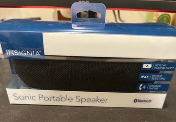 Insignia Portable Speaker