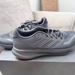 ADIDAS RUNFALCON 5 RUNNING SHOES **BRAND NEW**