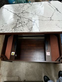 Faux Marble Lift Top Coffee Table 🔥 Moving Sale – Everything Must Go ASAP