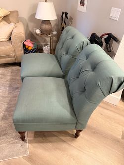 Accent chairs