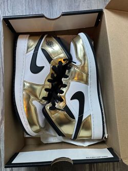 Jordan 1 mid