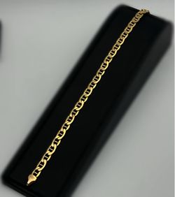 Jewelry 10k Hollow Yellow Gold Mariner link bracelet 9.00” 6.60 grams 6.20mm