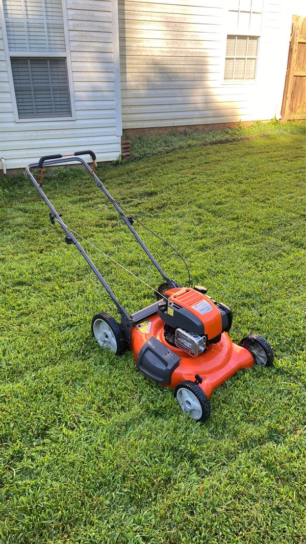 Husqvarna Push Mower for Sale in Charlotte, NC - OfferUp