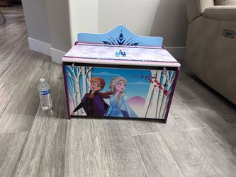 Disney Frozen II Deluxe Toy Box by Delta Children, Greenguard Gold Certified