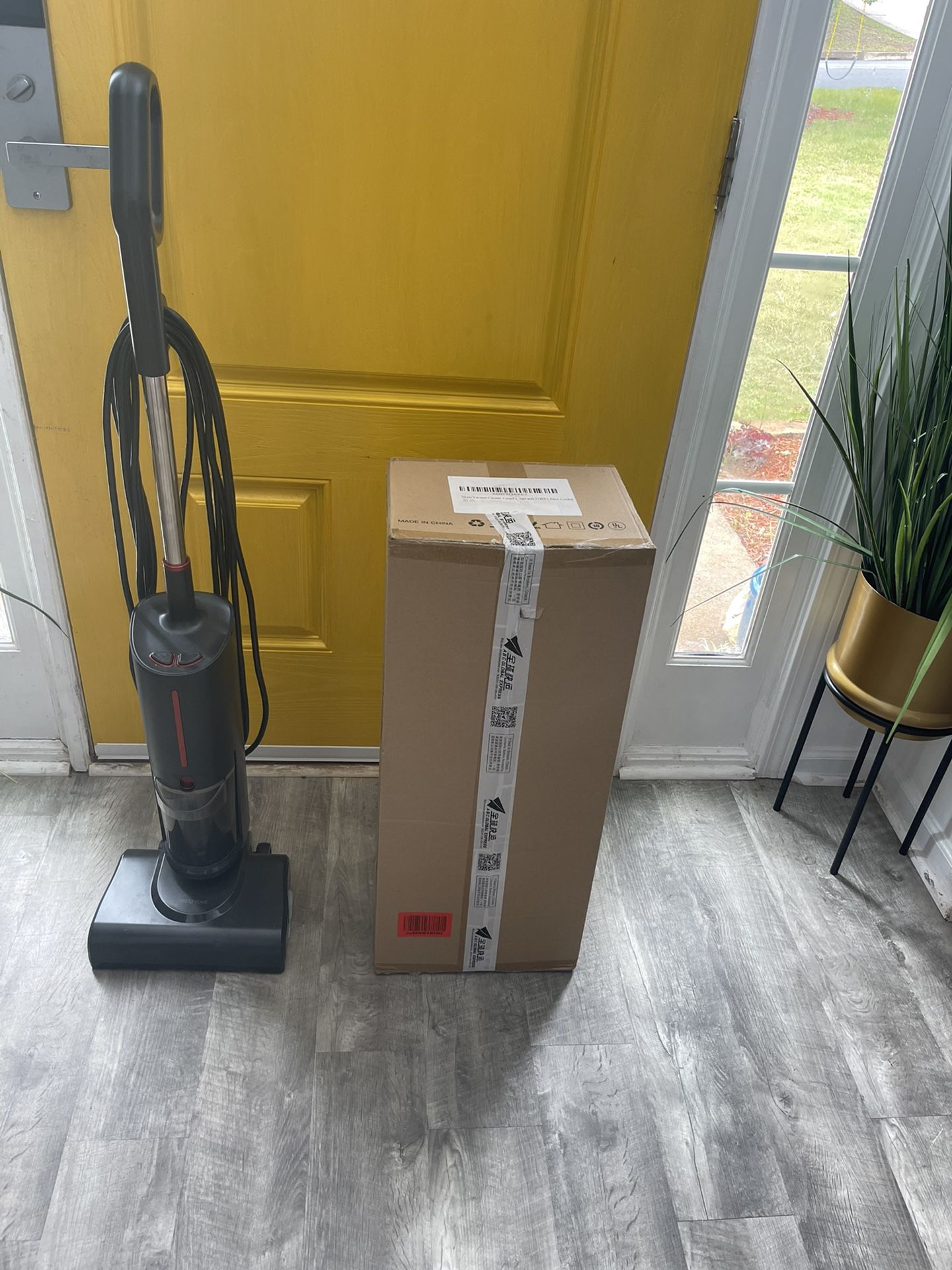 Wet Dry Vacuum Cleaner and Mop for Hardwood Floors