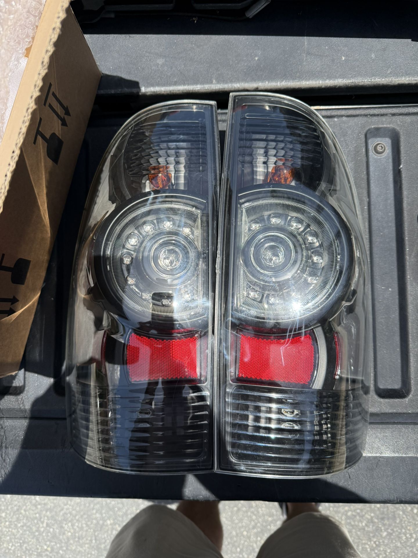 05-15 Tacoma Taillights