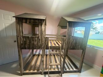 Bunk bed
