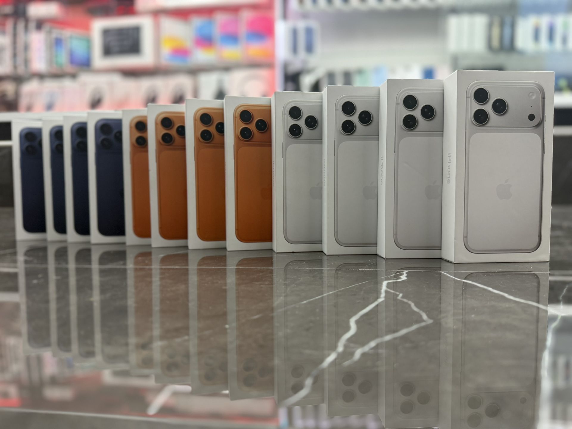 iPhone 17 Pro Max (256GB, 512GB, 1TB & 2TB ((Take It Home In Payments/ llévatelo a casa en pagos)