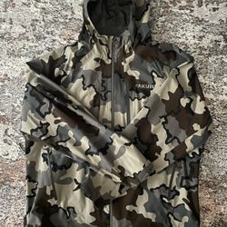 KUIU Rain Gear 