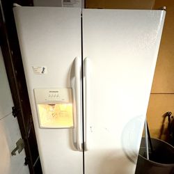 Frigidaire Refrigerator Double Doors - White