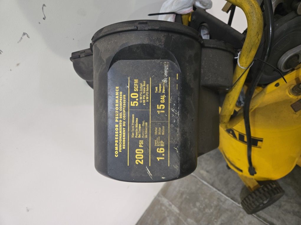 Dealt Air Compressor
