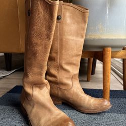 Frye Melissa Button Beige Size 7.5