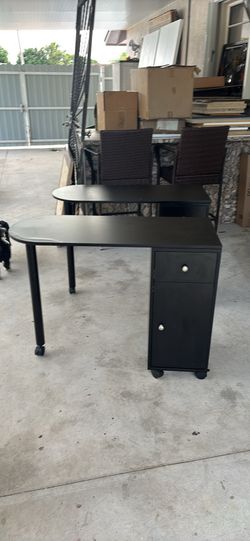 Nail Table 