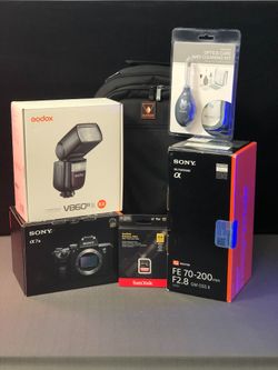Sony a7 III with Godox Ving V860III TTL, SD Card, Padded Camera Bag, Cleaning Kit and FE 70-200mm f/2.8 GM OSS II (Lens Used- Great Condition)